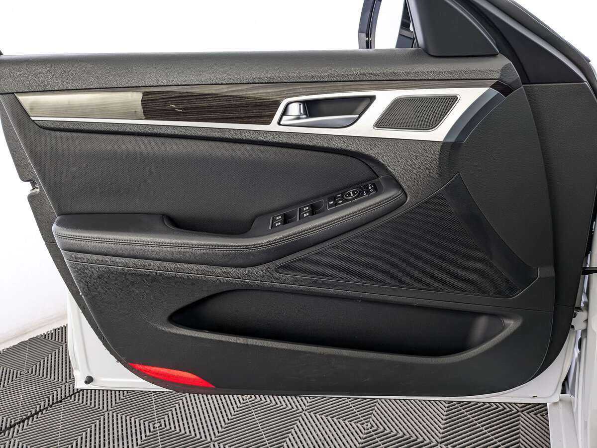 Genesis G80, 2017 Фото №13