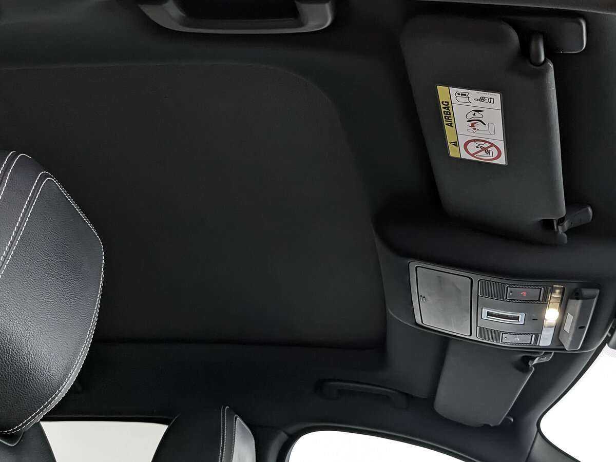 Jaguar F-Pace, 2017 Фото №19