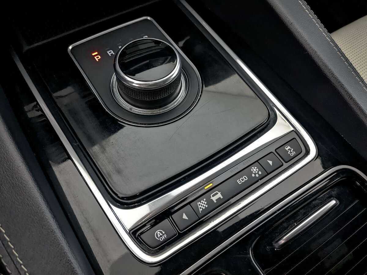 Jaguar F-Pace, 2017 Фото №23