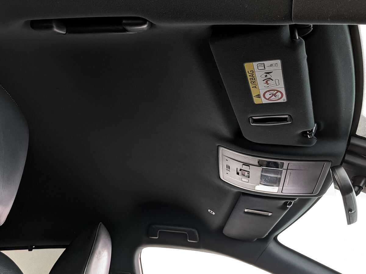 Lexus RX 200t, 2017 Фото №20