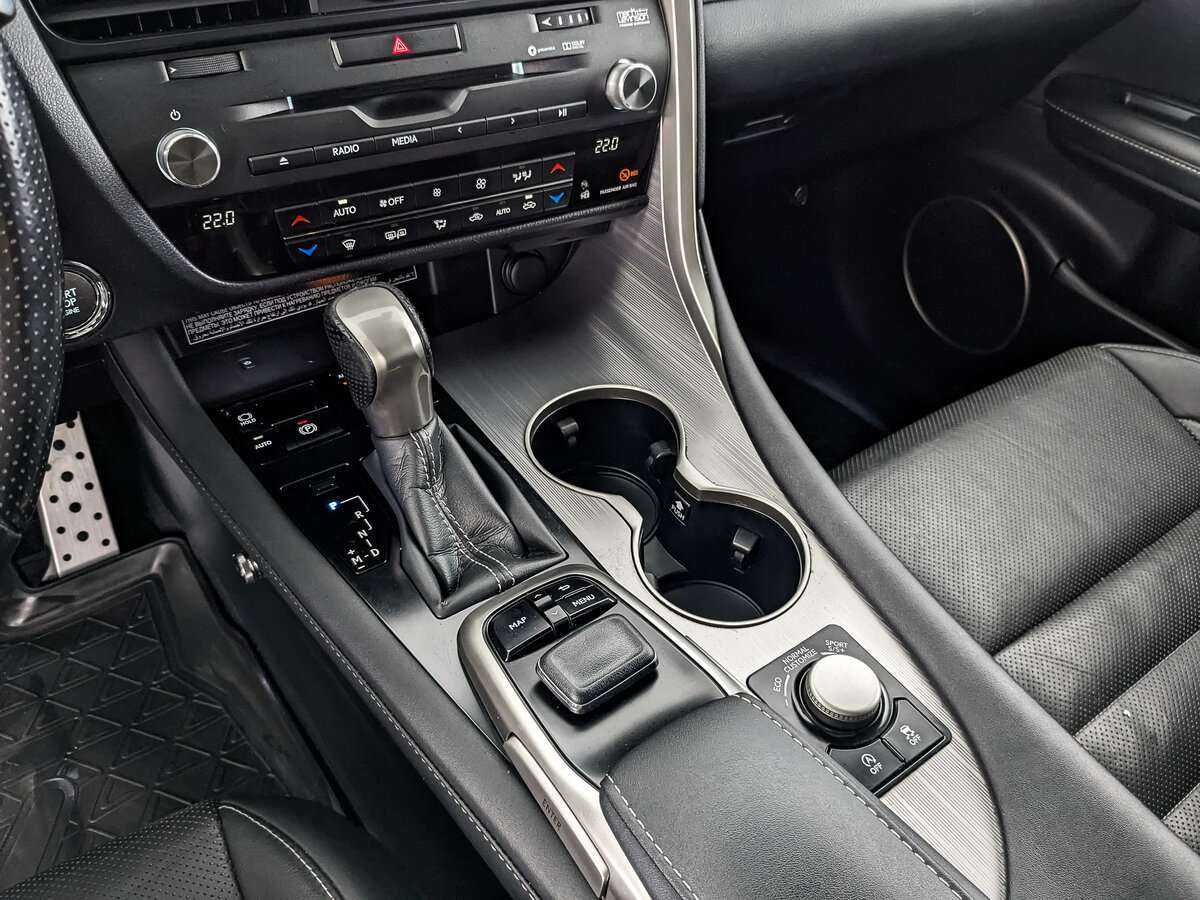 Lexus RX 200t, 2017 Фото №27