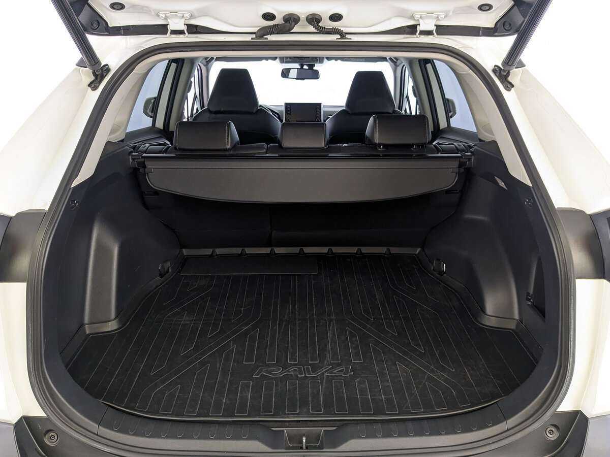 Toyota RAV4, 2022 Фото №10