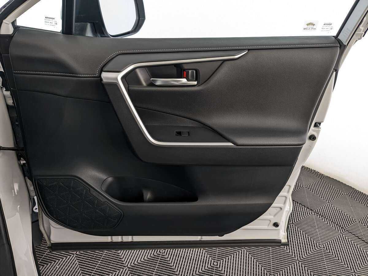Toyota RAV4, 2022 Фото №23