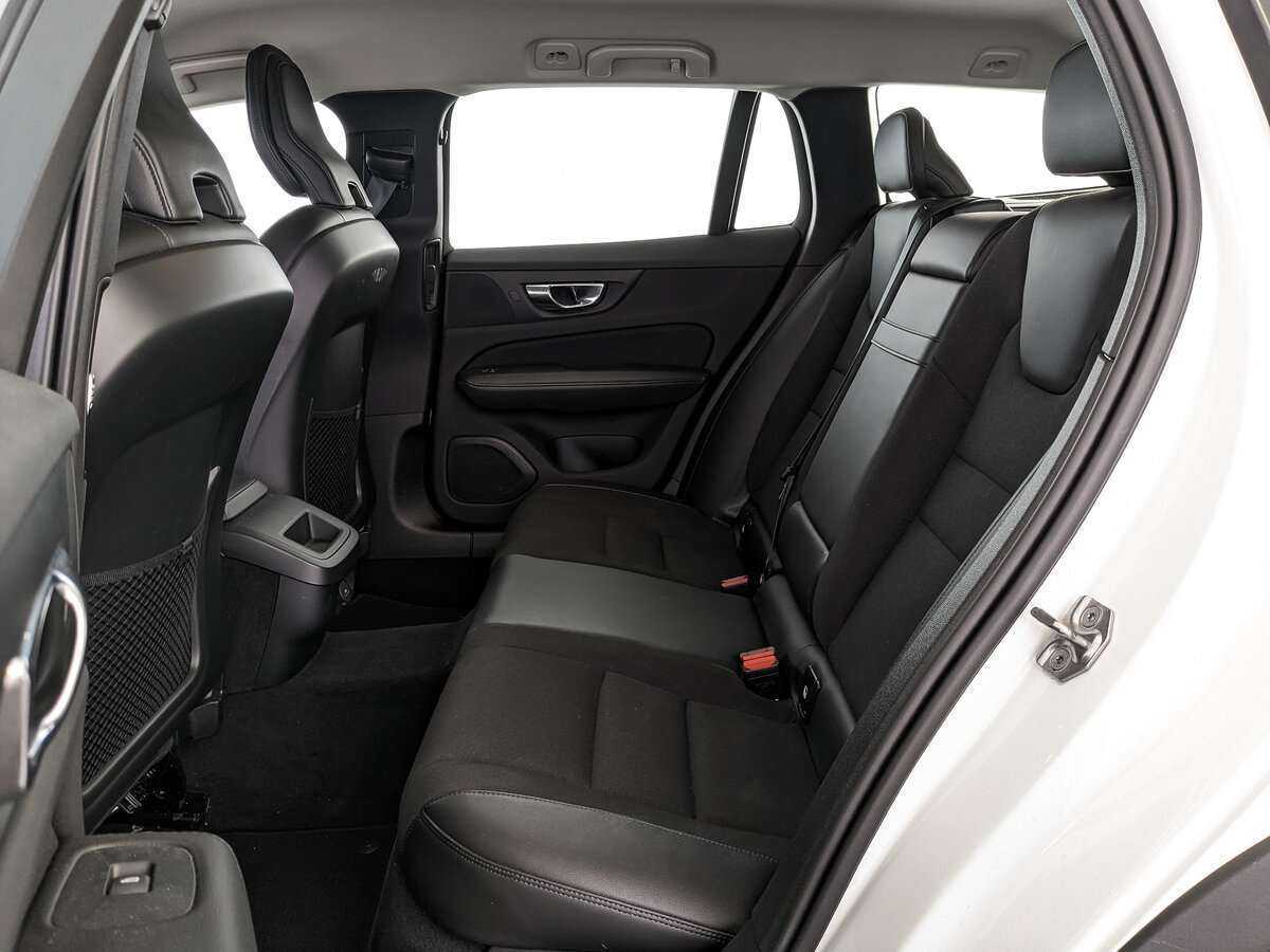 Volvo V60 Cross Country, 2021 Фото №13