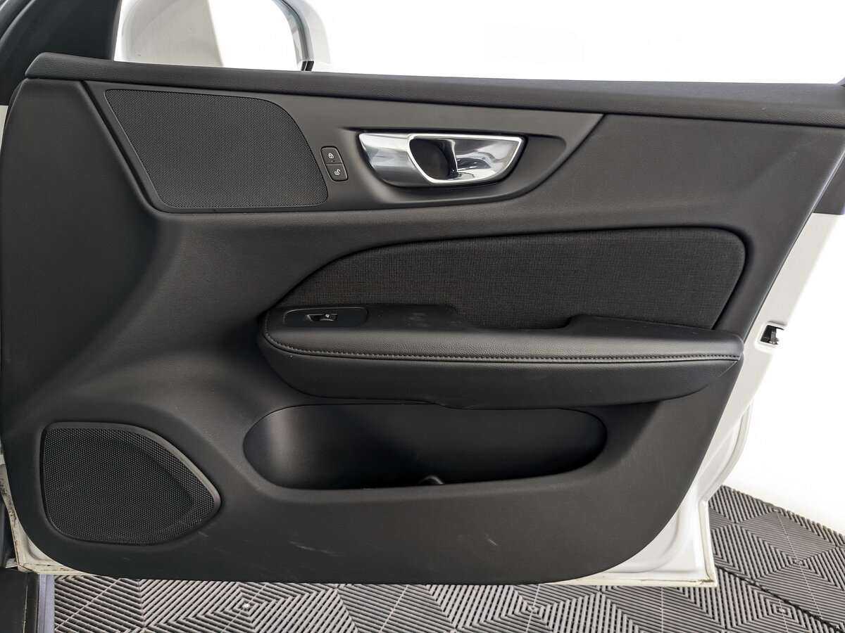 Volvo V60 Cross Country, 2021 Фото №19