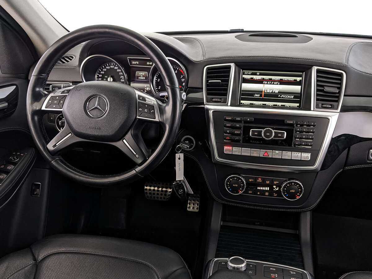 Mercedes-Benz GL-Класс 400, 2014 Фото №17