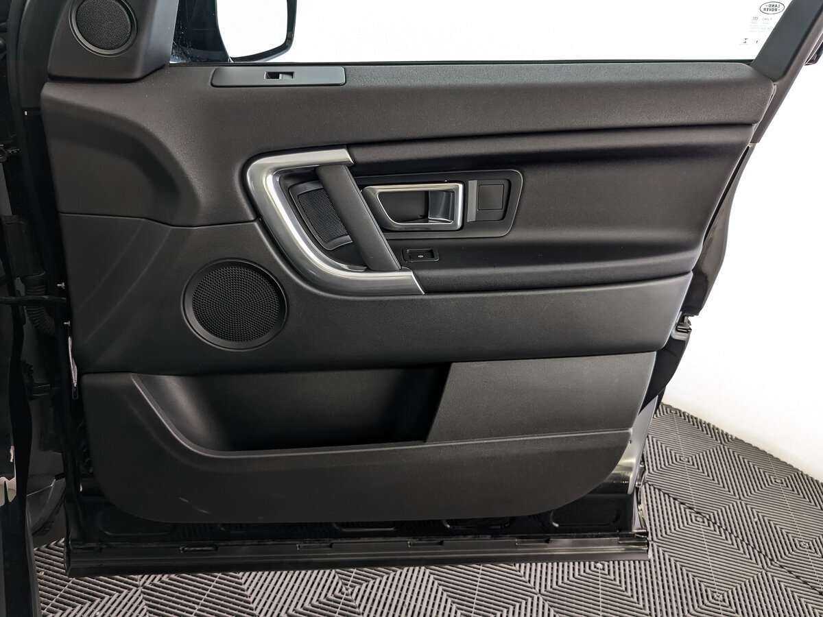 Land Rover Discovery Sport, 2017 Фото №25
