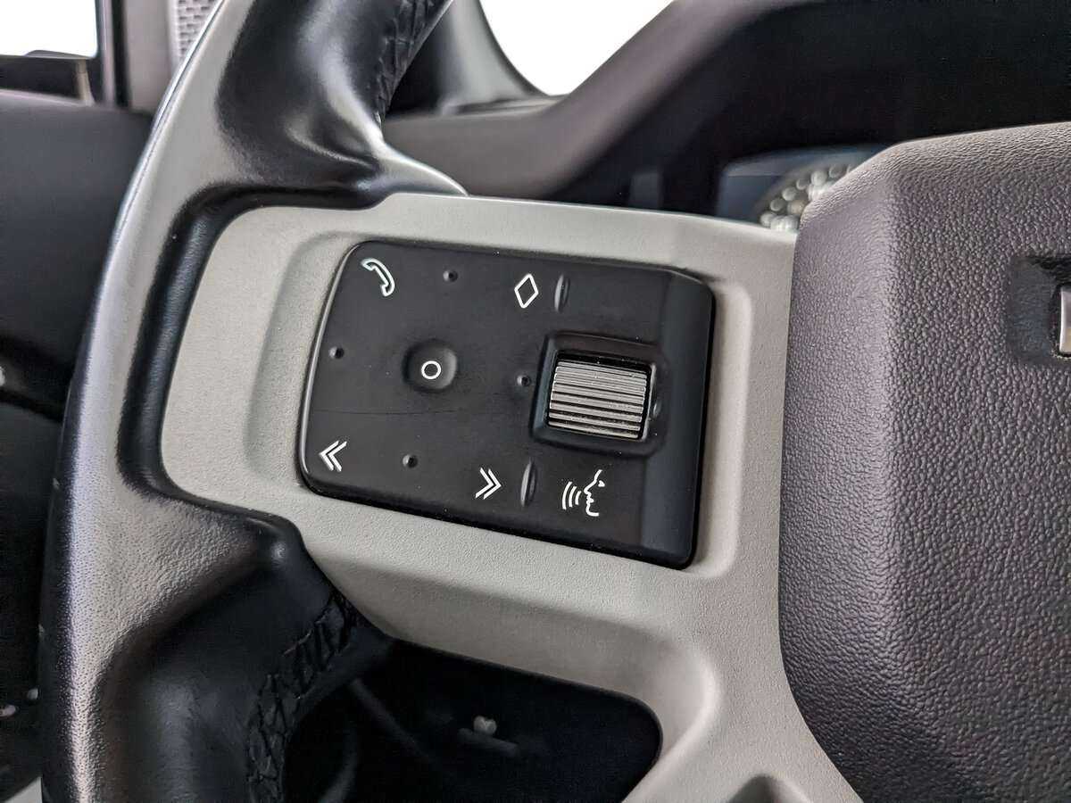Land Rover Defender 110, 2020 Фото №23