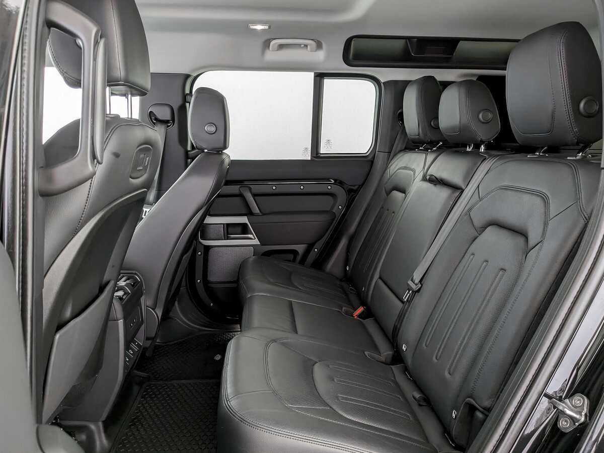 Land Rover Defender 110, 2021 Фото №9