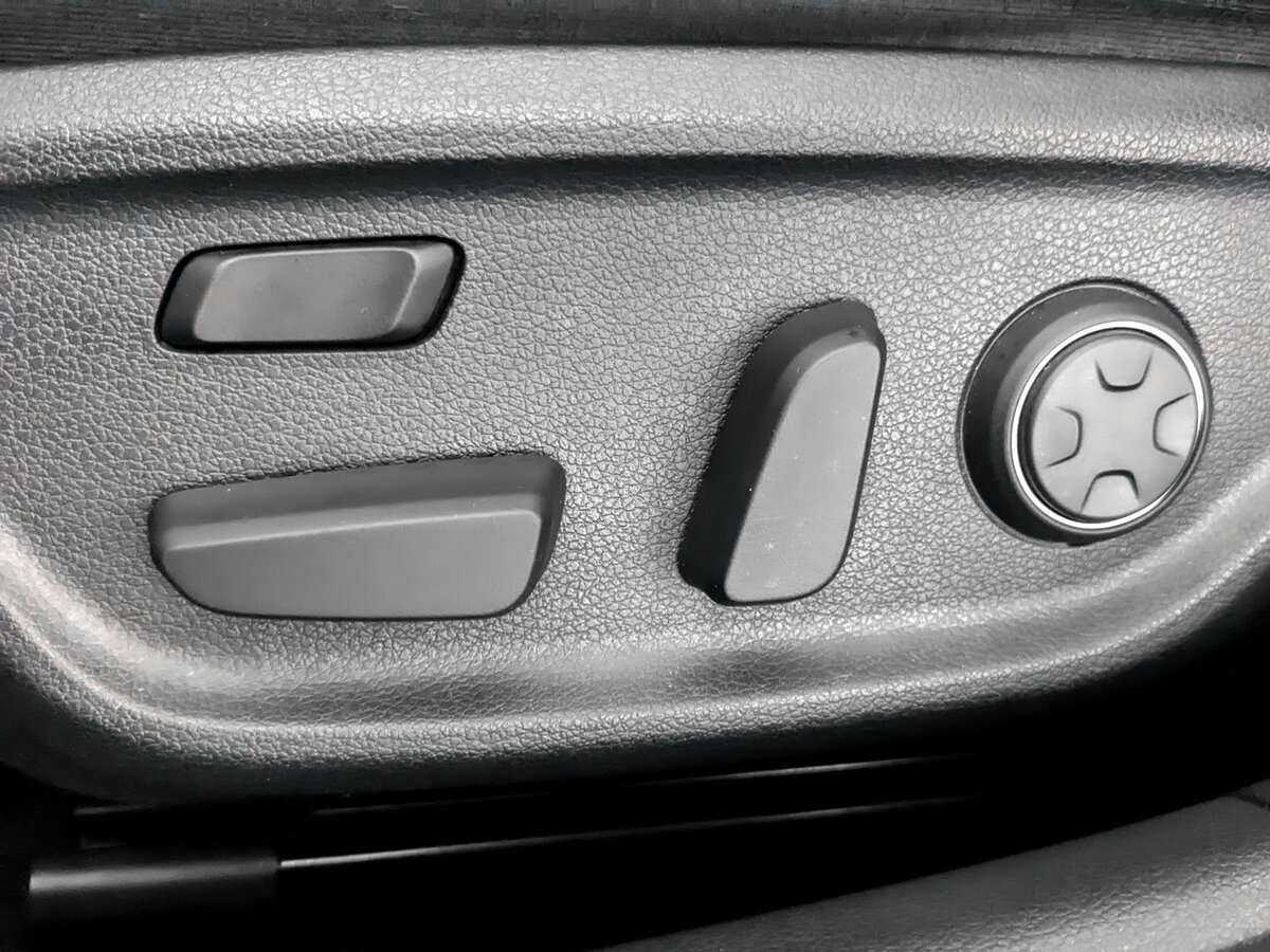 Genesis G70, 2020 Фото №19