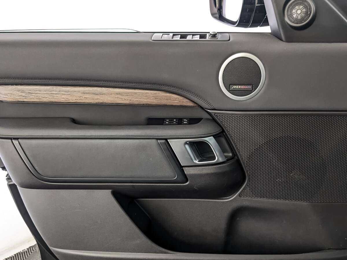 Land Rover Discovery, 2018 Фото №12