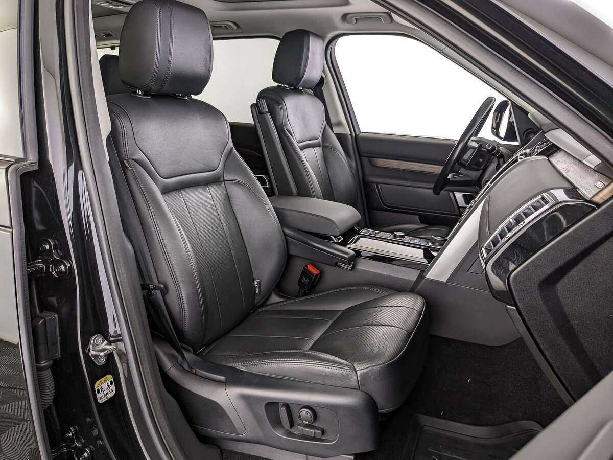 Land Rover Discovery, 2018 Фото №17