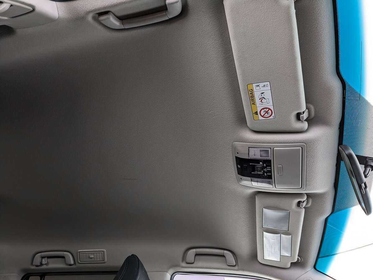 Toyota Land Cruiser Prado, 2020 Фото №20