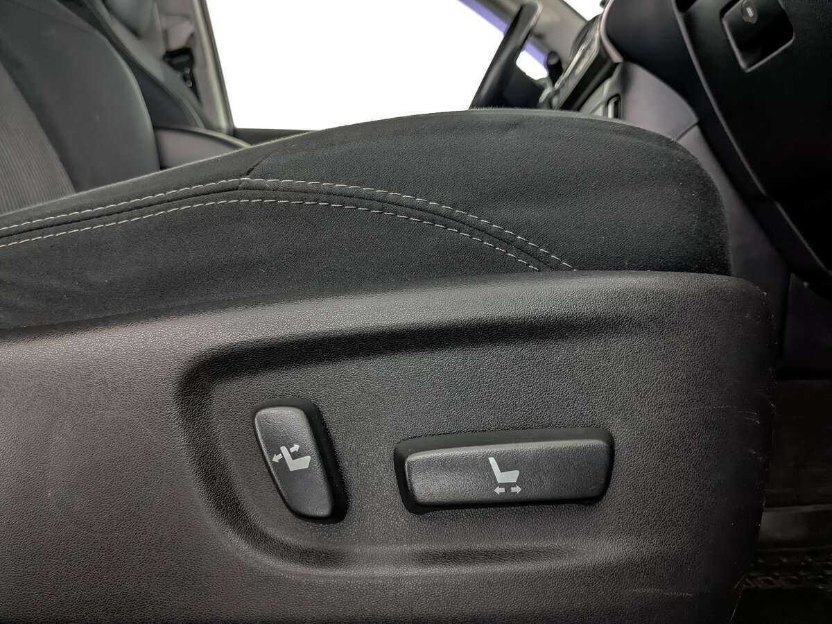 Toyota Land Cruiser Prado, 2020 Фото №26