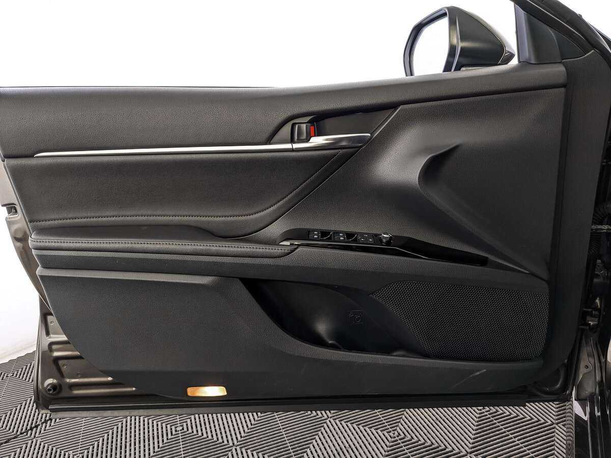 Toyota Camry, 2018 Фото №15