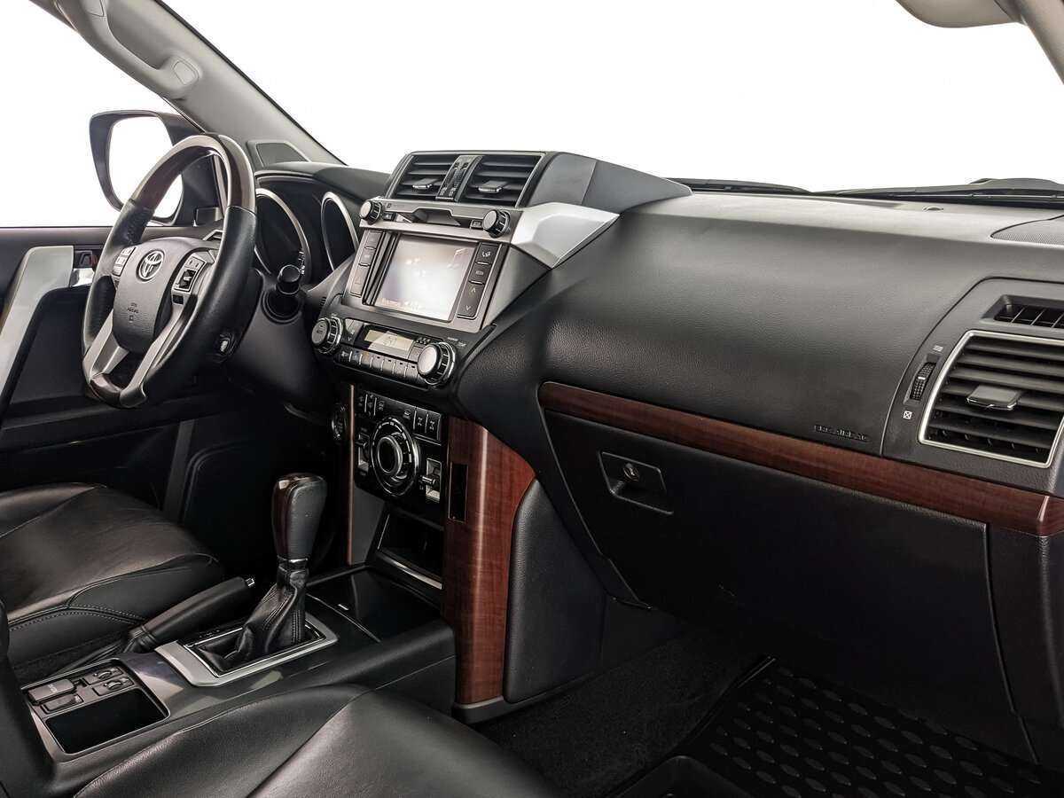 Toyota Land Cruiser Prado, 2016 - 100 787 км. | Фото №8