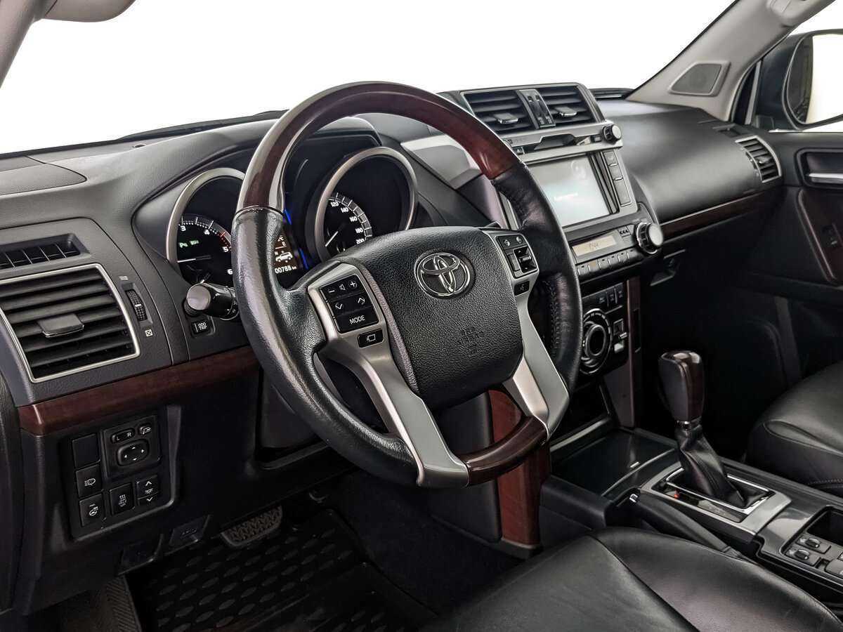 Toyota Land Cruiser Prado, 2016 Фото №10