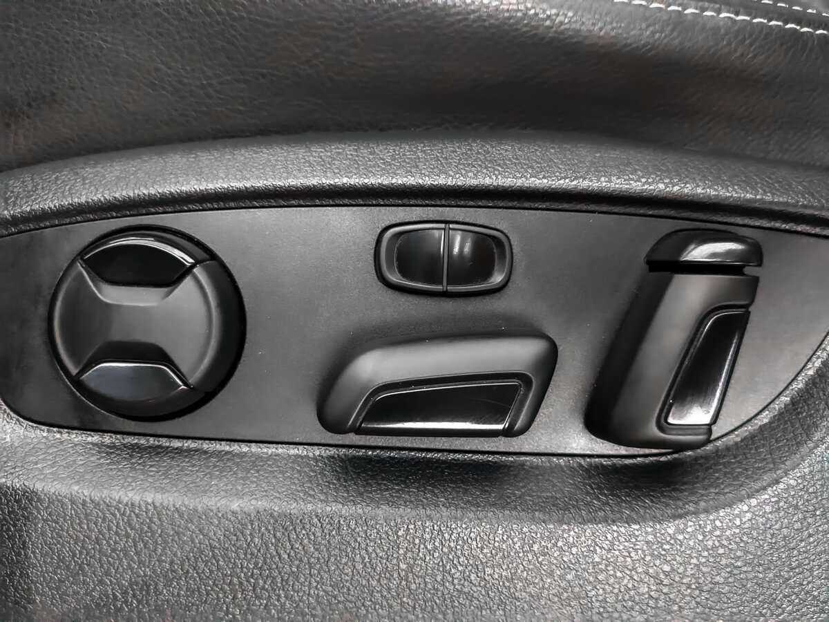 Volkswagen Touareg, 2017 Фото №16