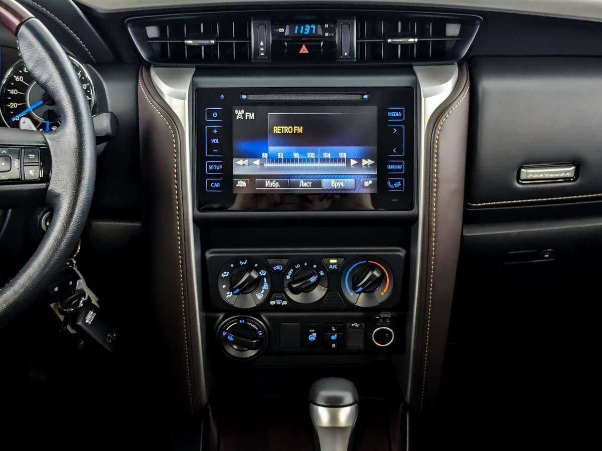 Toyota Fortuner, 2018 Фото №13