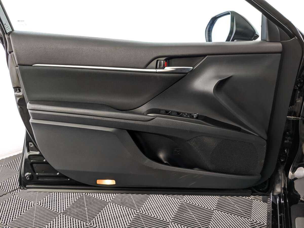 Toyota Camry, 2021 Фото №15