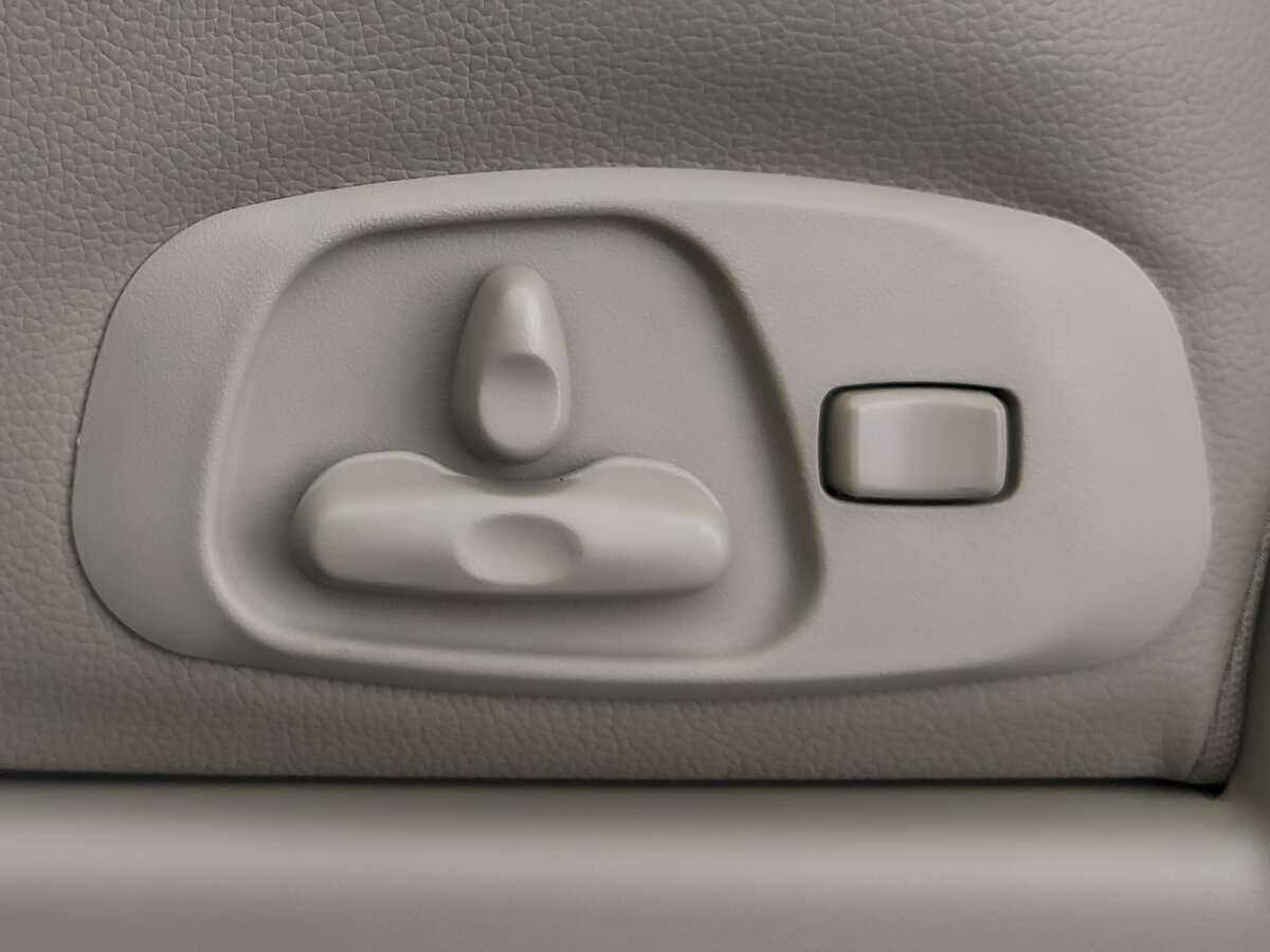 Mitsubishi Pajero, 2020 Фото №15