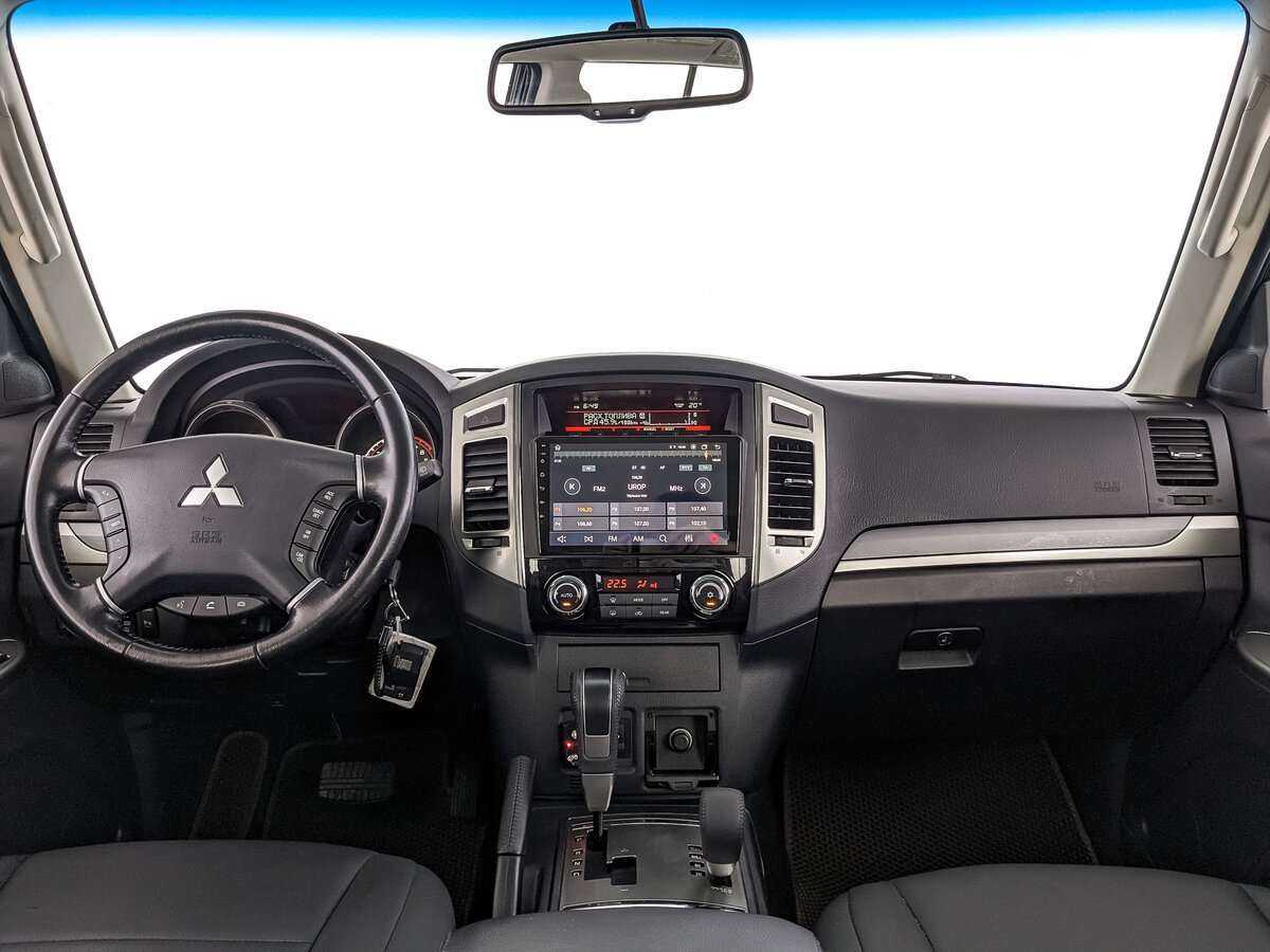 Mitsubishi Pajero, 2021 Фото №10