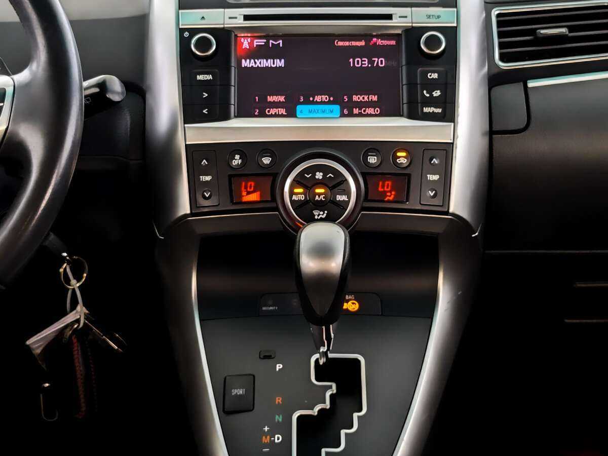 Toyota Verso, 2013 Фото №13