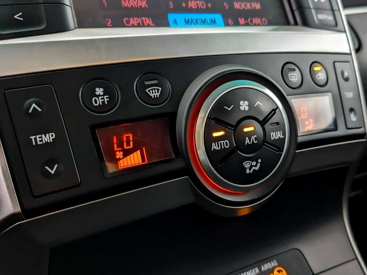 Toyota Verso, 2013 Фото №21