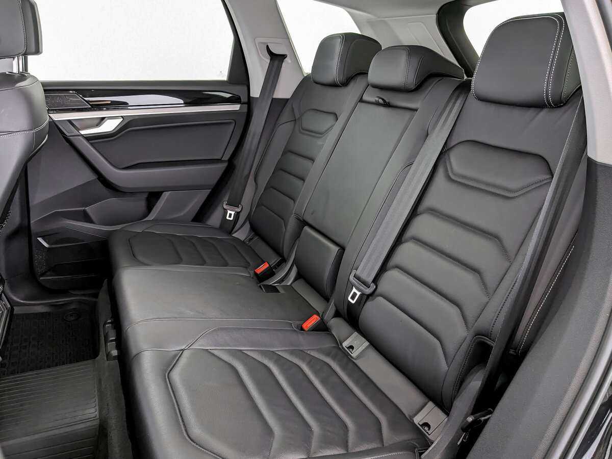 Volkswagen Touareg, 2021 Фото №12
