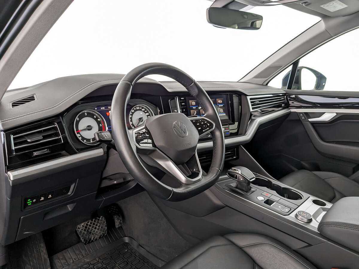 Volkswagen Touareg, 2021 Фото №16