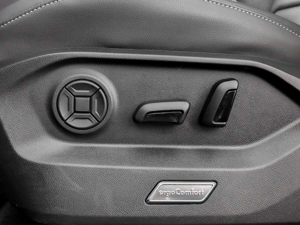 Volkswagen Touareg, 2021 Фото №21