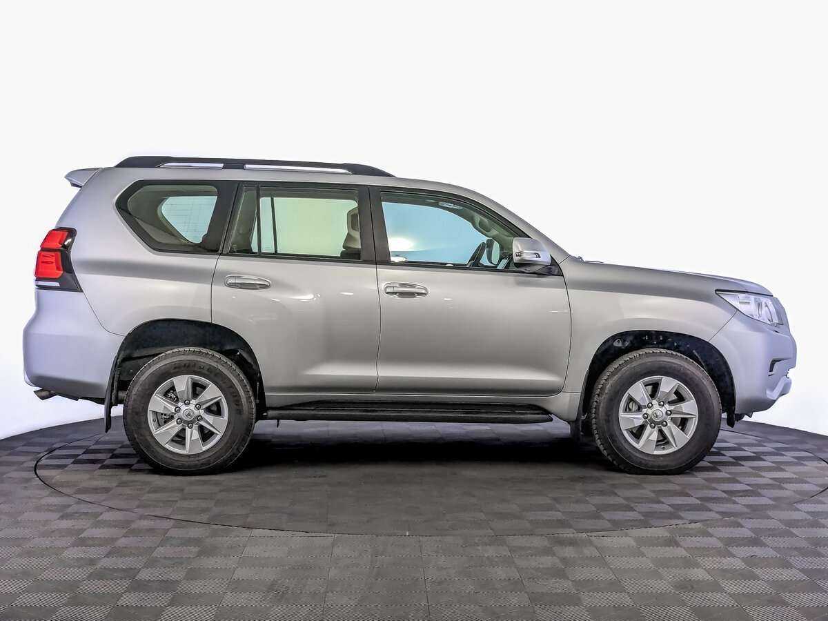 Toyota Land Cruiser Prado, 2022 Фото №4