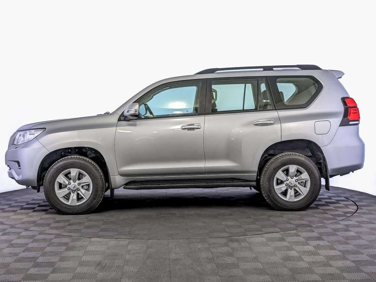 Toyota Land Cruiser Prado, 2022 Фото №7