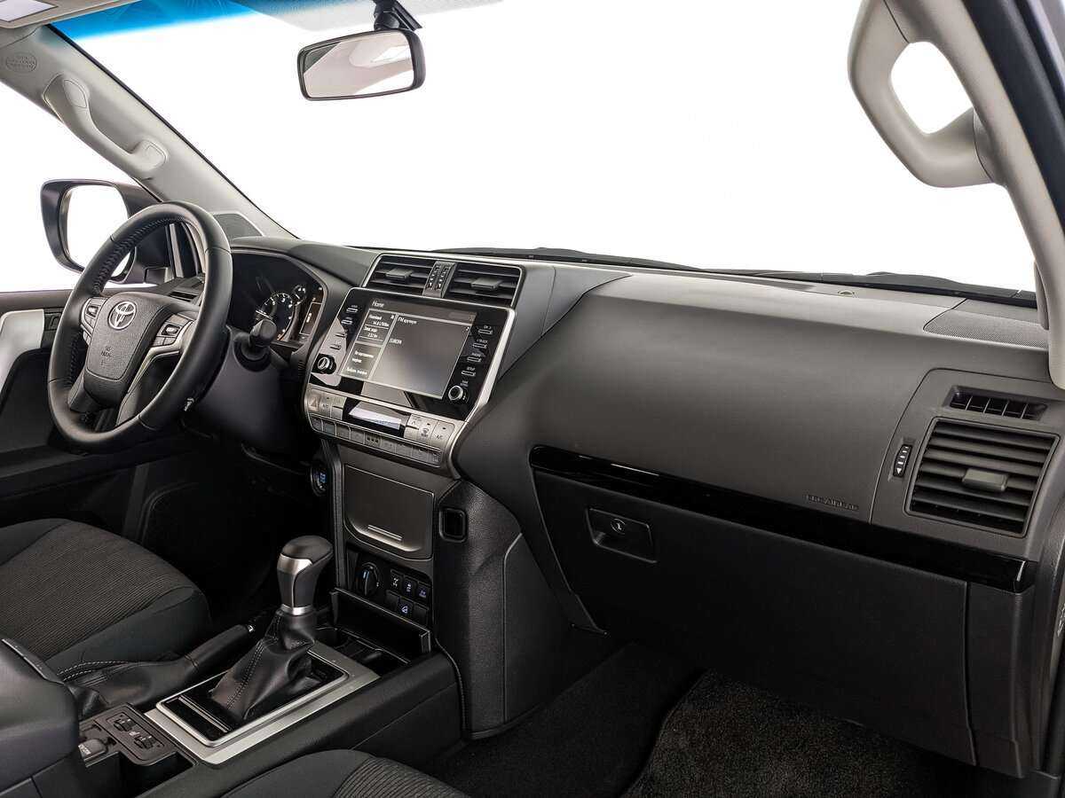 Toyota Land Cruiser Prado, 2022 Фото №8