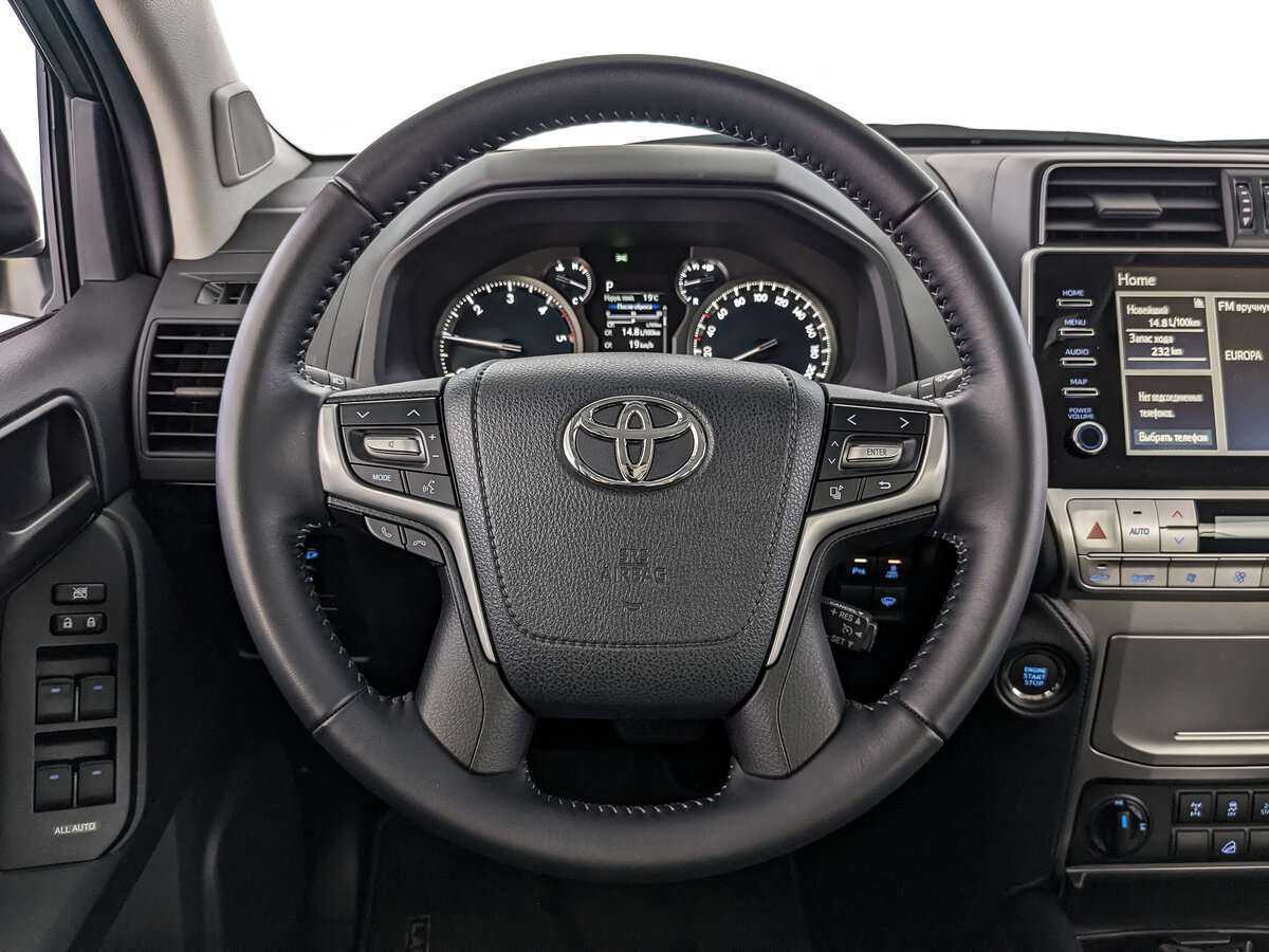 Toyota Land Cruiser Prado, 2022 Фото №17