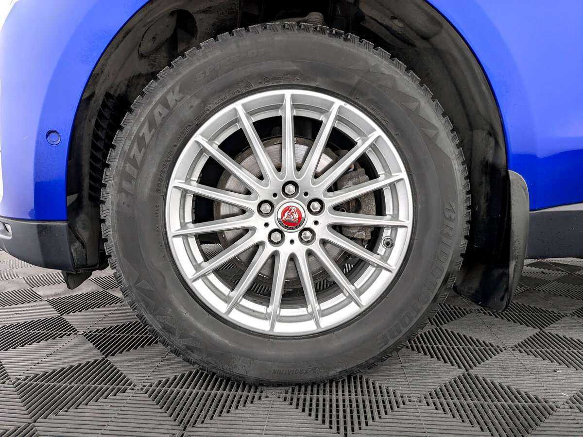 Jaguar F-Pace, 2017 Фото №18