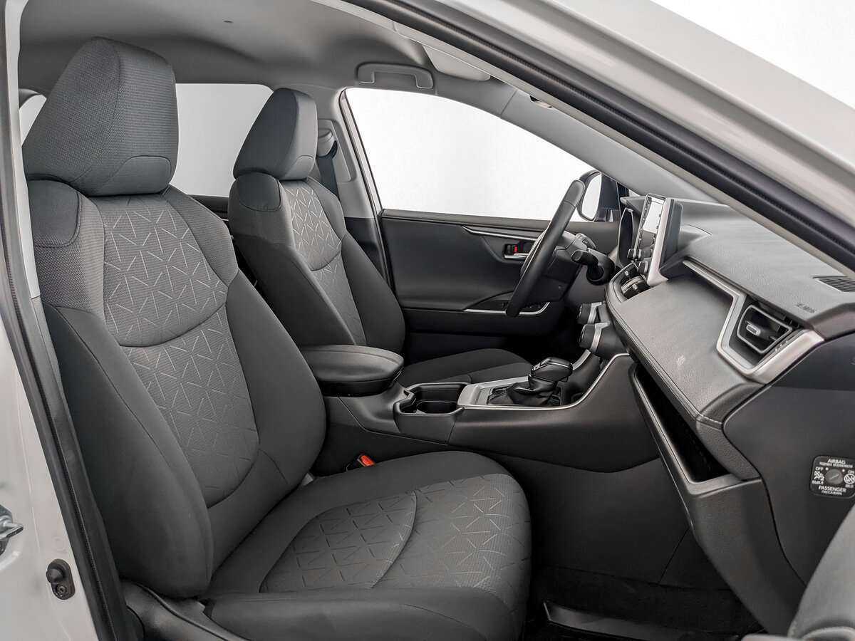 Toyota RAV4, 2020 Фото №19