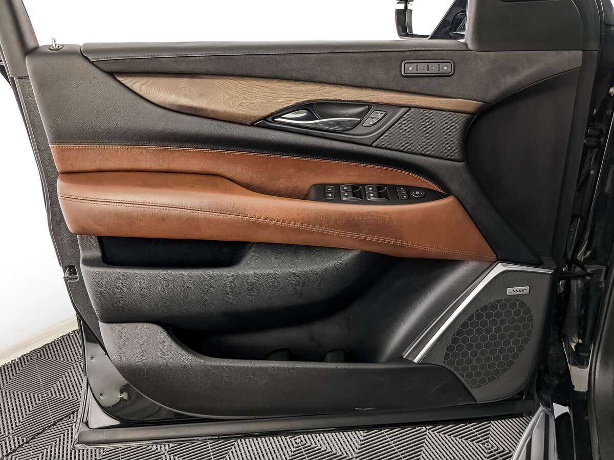 Cadillac Escalade, 2019 Фото №14