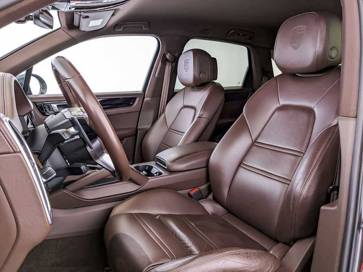 Porsche Cayenne, 2018 Фото №14