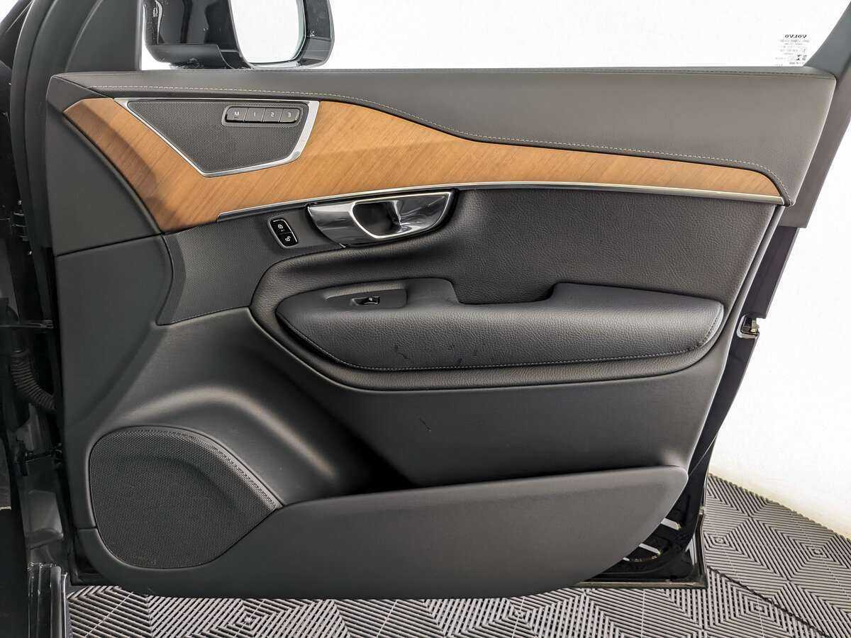 Volvo XC90 Recharge, 2021 Фото №21