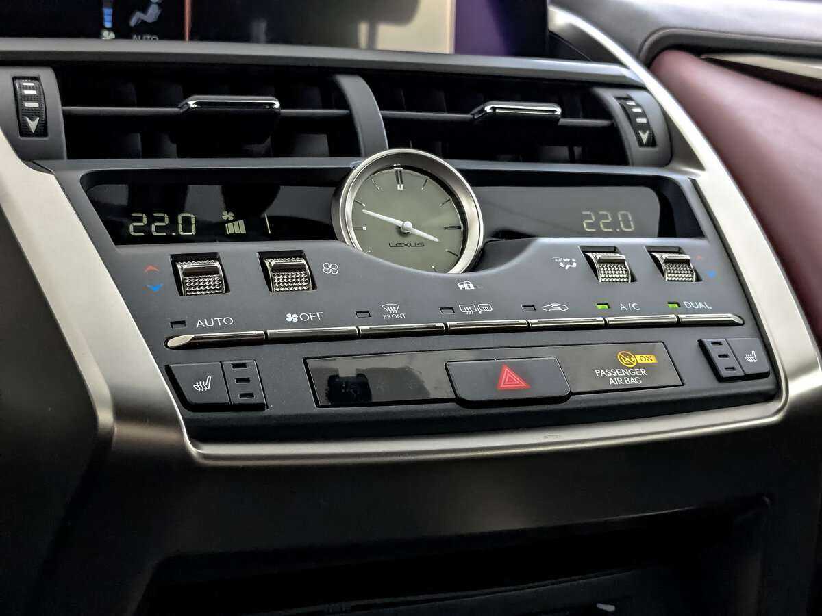 Lexus NX 200, 2021 Фото №23