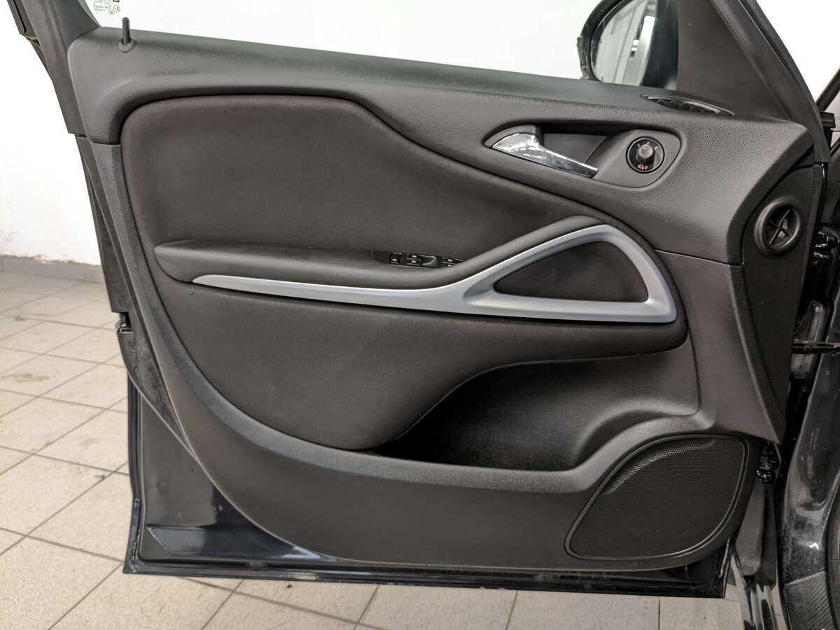 Opel Zafira, 2014 Фото №15