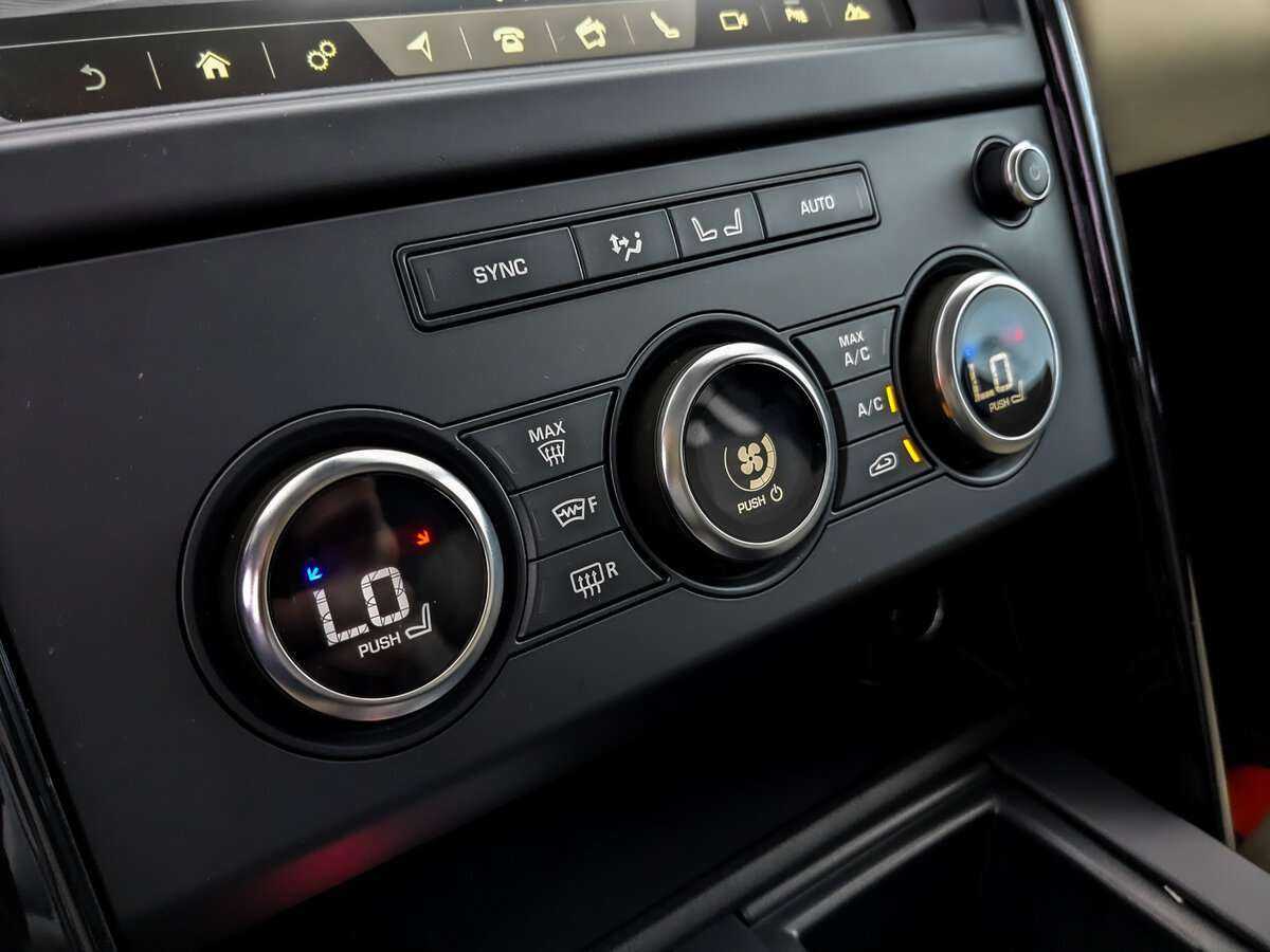 Land Rover Discovery, 2018 Фото №22