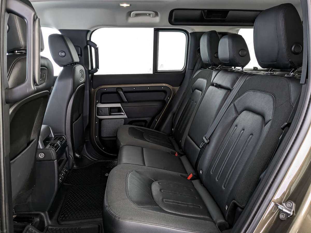 Land Rover Defender 110, 2020 Фото №14