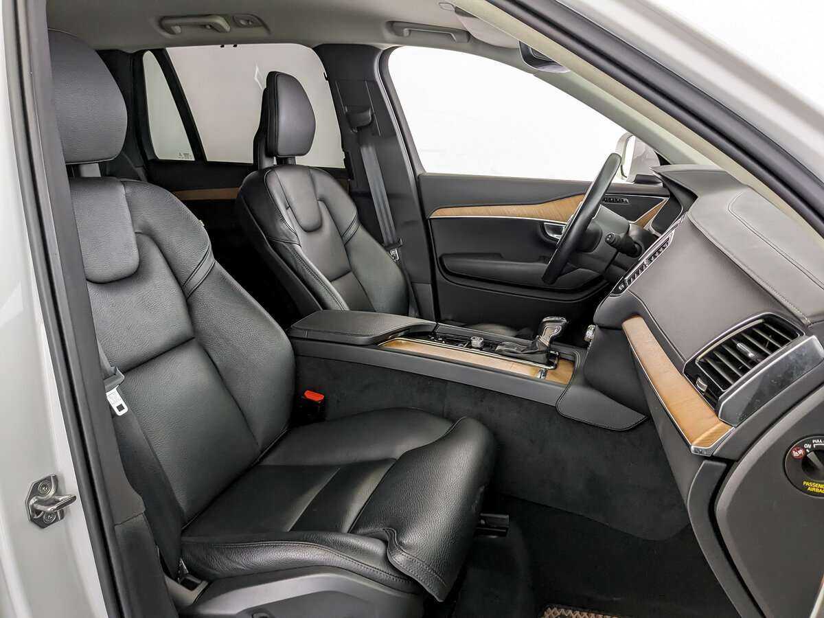 Volvo XC90, 2021 Фото №21