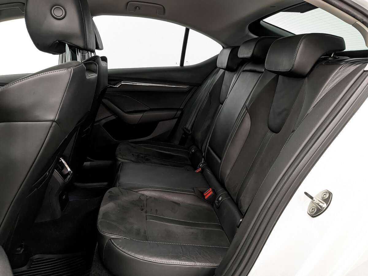 Skoda Octavia, 2021 Фото №12