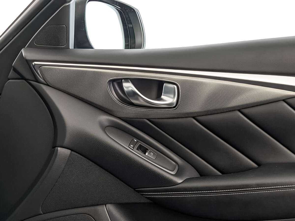 Infiniti Q50, 2017 Фото №20