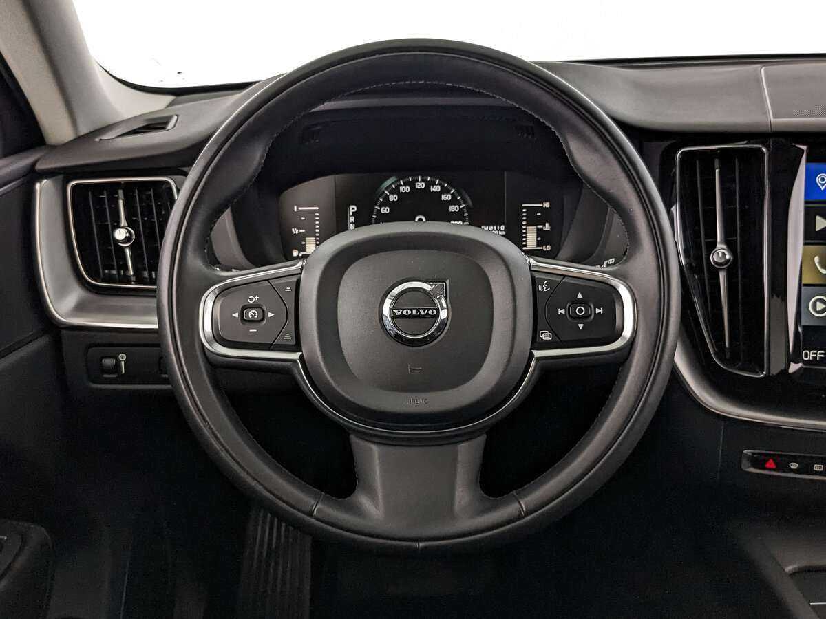 Volvo XC60, 2019 Фото №18
