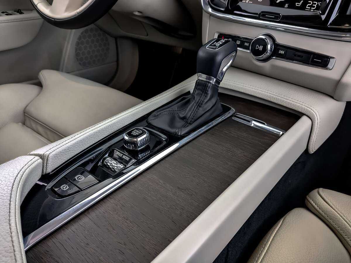 Volvo S90, 2021 Фото №24