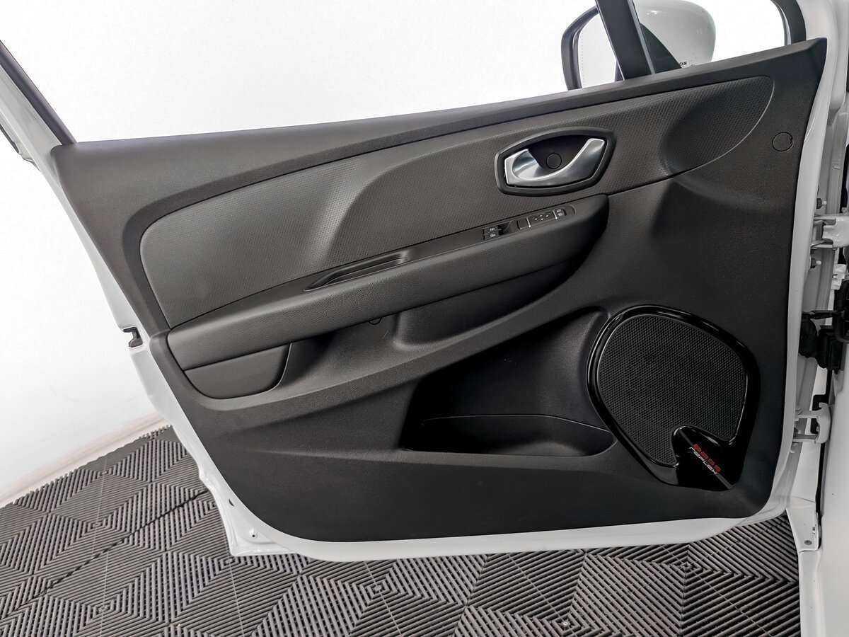 Renault Clio, 2019 Фото №15